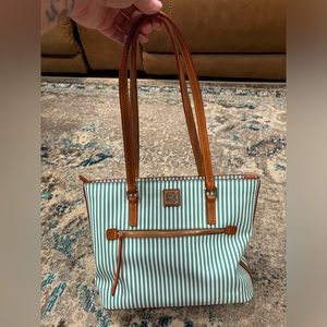 Dooney & Bourke Purse